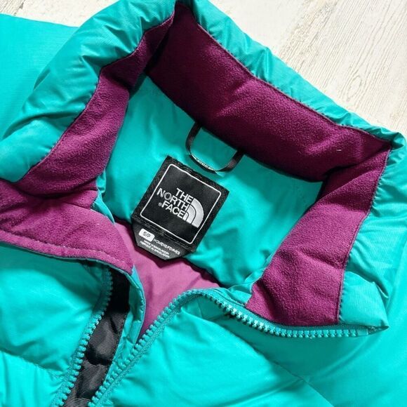 The North Face Women’s Nuptse Puffer Jacket Size S - Picture 2 of 5